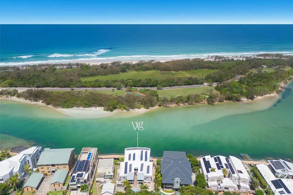 Kingscliff 2 Bedroom Creekfront Escape with Holiday Appeal