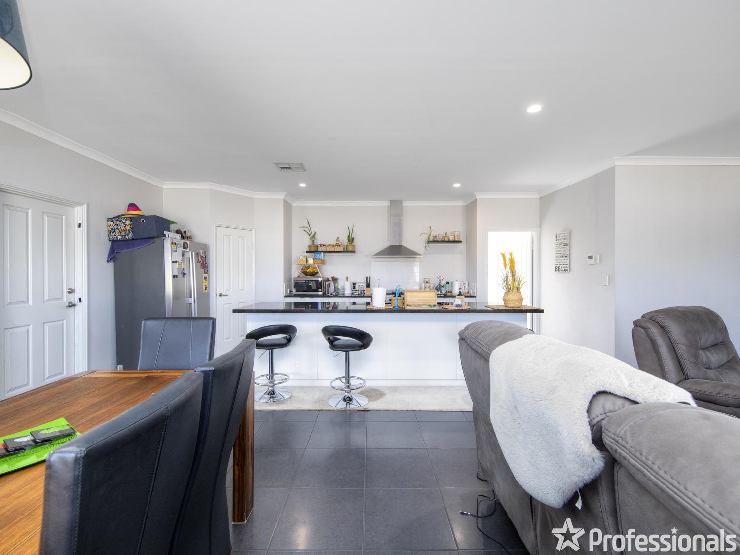 184 SUFFOLK ST, CAVERSHAM WA 6055, 0 Schlafzimmer, 0 Badezimmer, House