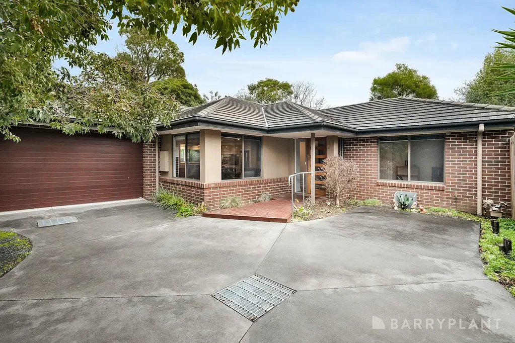 Croydon 3房 静街尽头的轻松现代生活 Effortless Modern Living At The End Of A Quiet Court