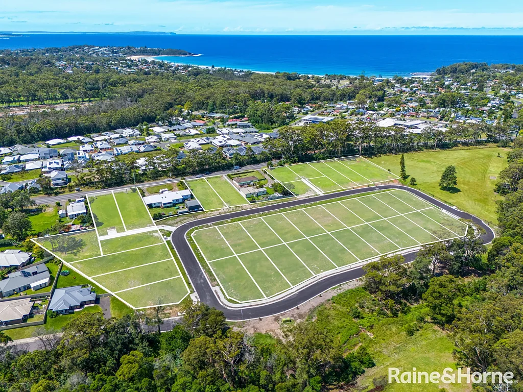 Ulladulla  Manor Grove