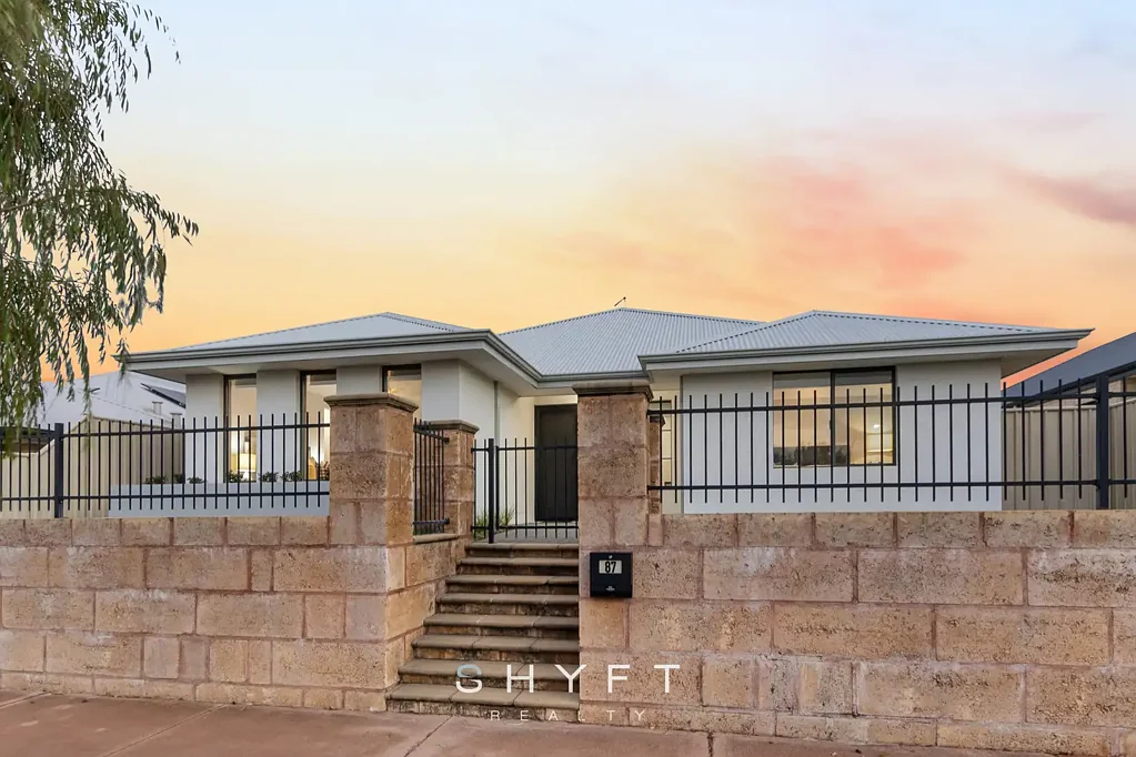 87 Suffolk Street, Caversham, WA 6055