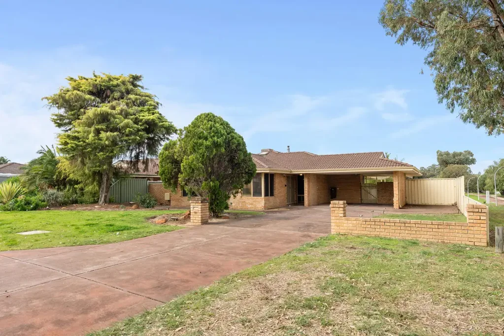 26 St Johns Court, Kingsley, WA 6026