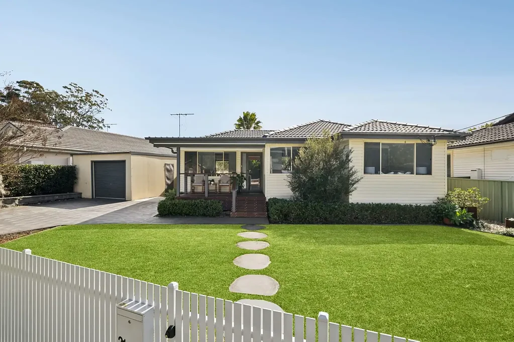 21 Flanders Avenue, Milperra, NSW 2214