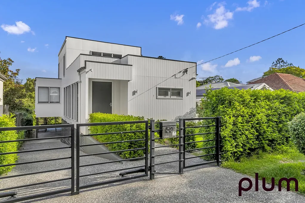 Prestige Family Home in Ironside & Indooroopilly State High Catchments – Exceptional School & Transport Convenience