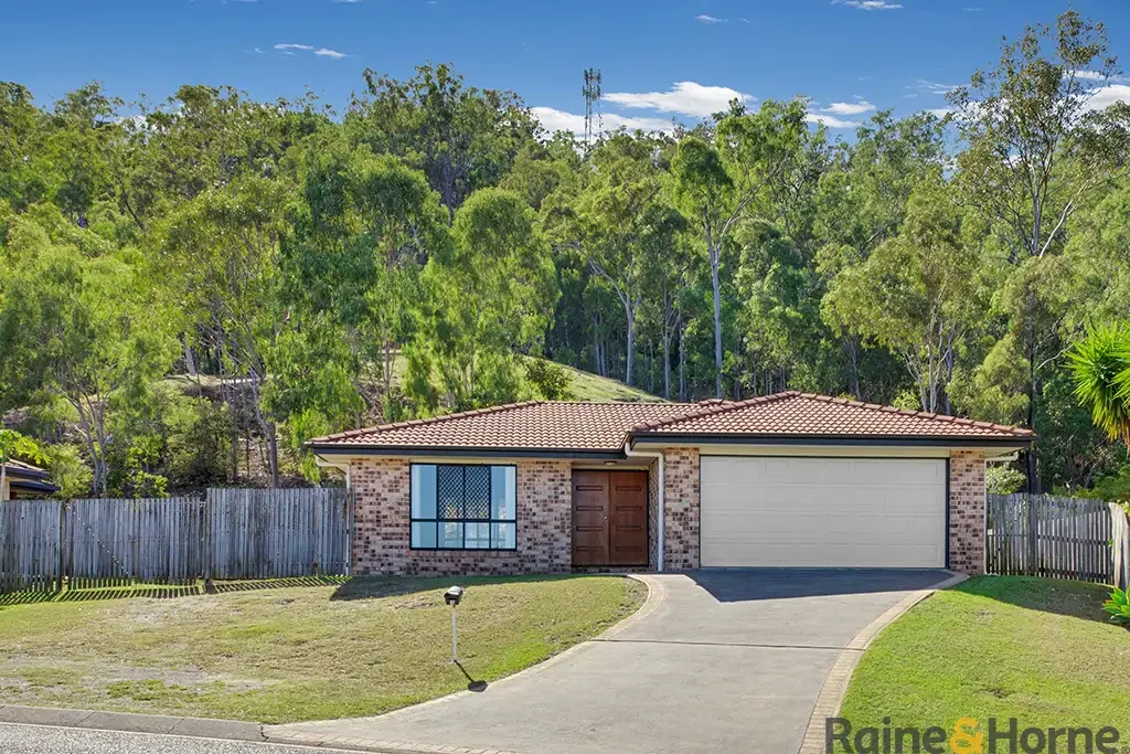 Telina 4 Bedroom Spacious Family Home in Prime Telina Location - A Must See!