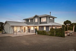 20 Niccone Place, Bombay