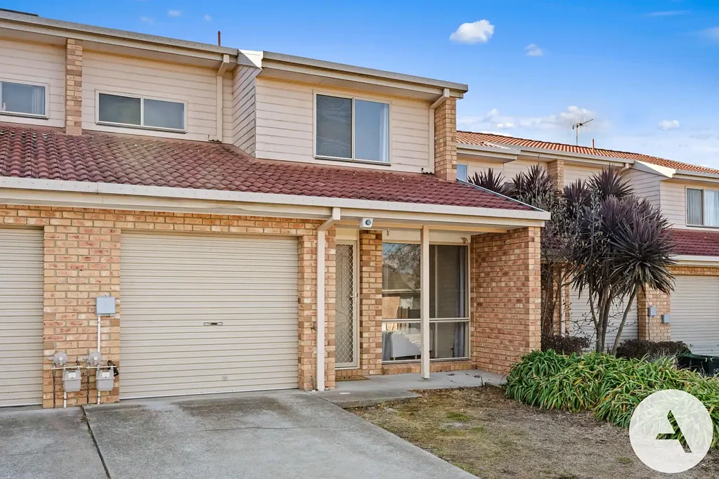 Ngunnawal 3 Bedroom SOLD by Alex Wang - Canberra No.1 Agent Award winner. Think of selling? Please call Alex 0402169387 for a market update!