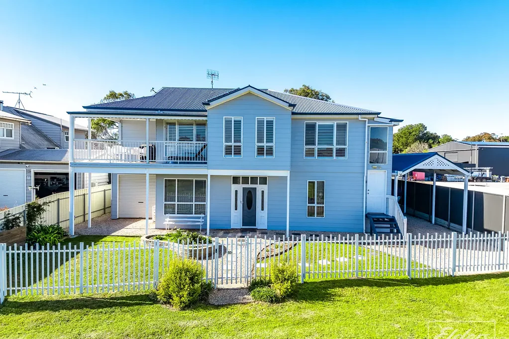 Hindmarsh Island 4房  Sophisticated Hamptons-Inspired Living