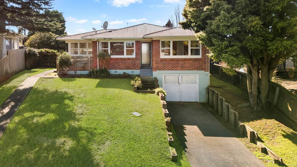 8 Kirton Crescent, Manurewa, Manukau City, Auckland