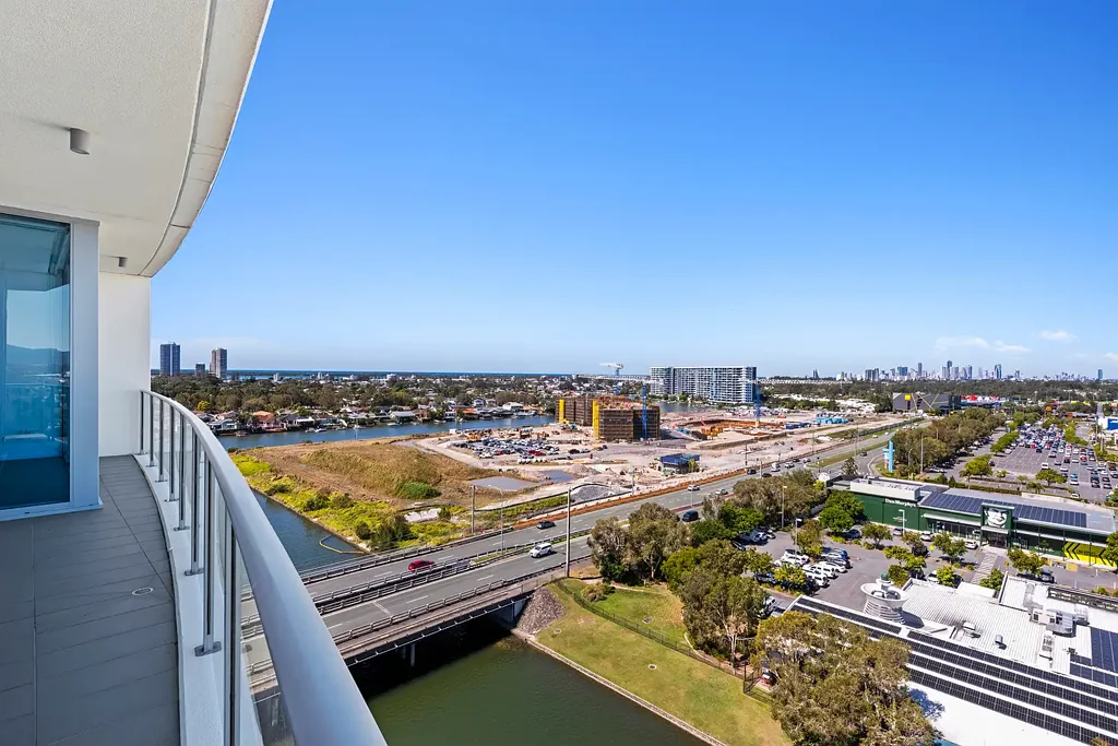 11103/25 East Quay Drive, Biggera Waters, QLD 4216