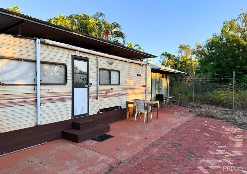 Cable Beach 1部屋 Caravan and Site for Sale.