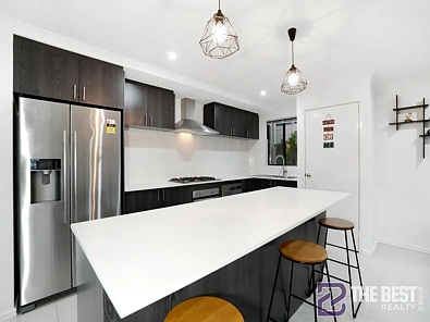 51 Fernleaf Loop, Piara Waters, WA 6112, 3房, 2浴, House