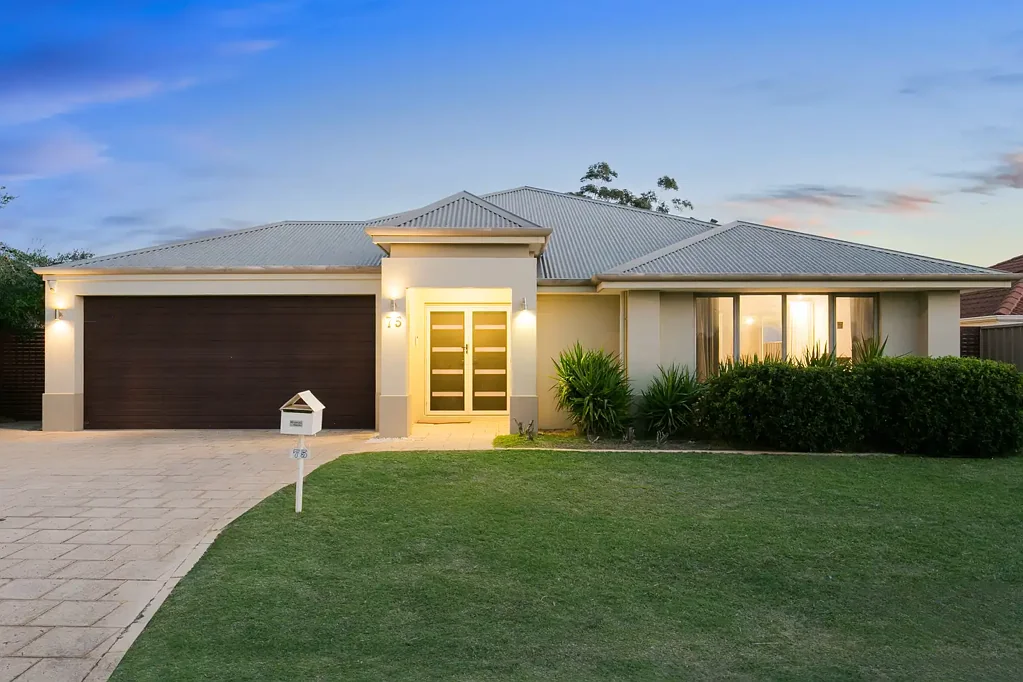 Brookdale 4 Bedroom Modern Family Luxury with Theatre, Study & Grand Alfresco