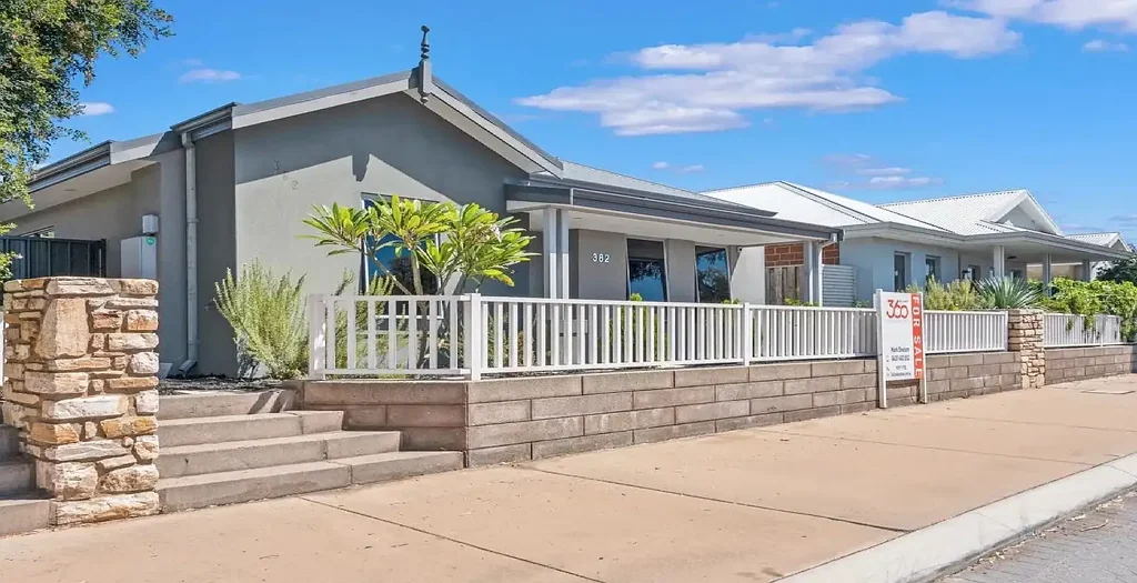 Modern Family Living in a Highly Sought-After Ellenbrook Location!