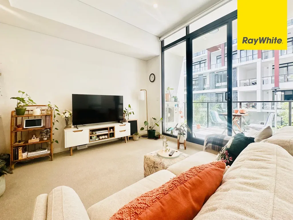 Beautiful 1Bed with STUDY apartment