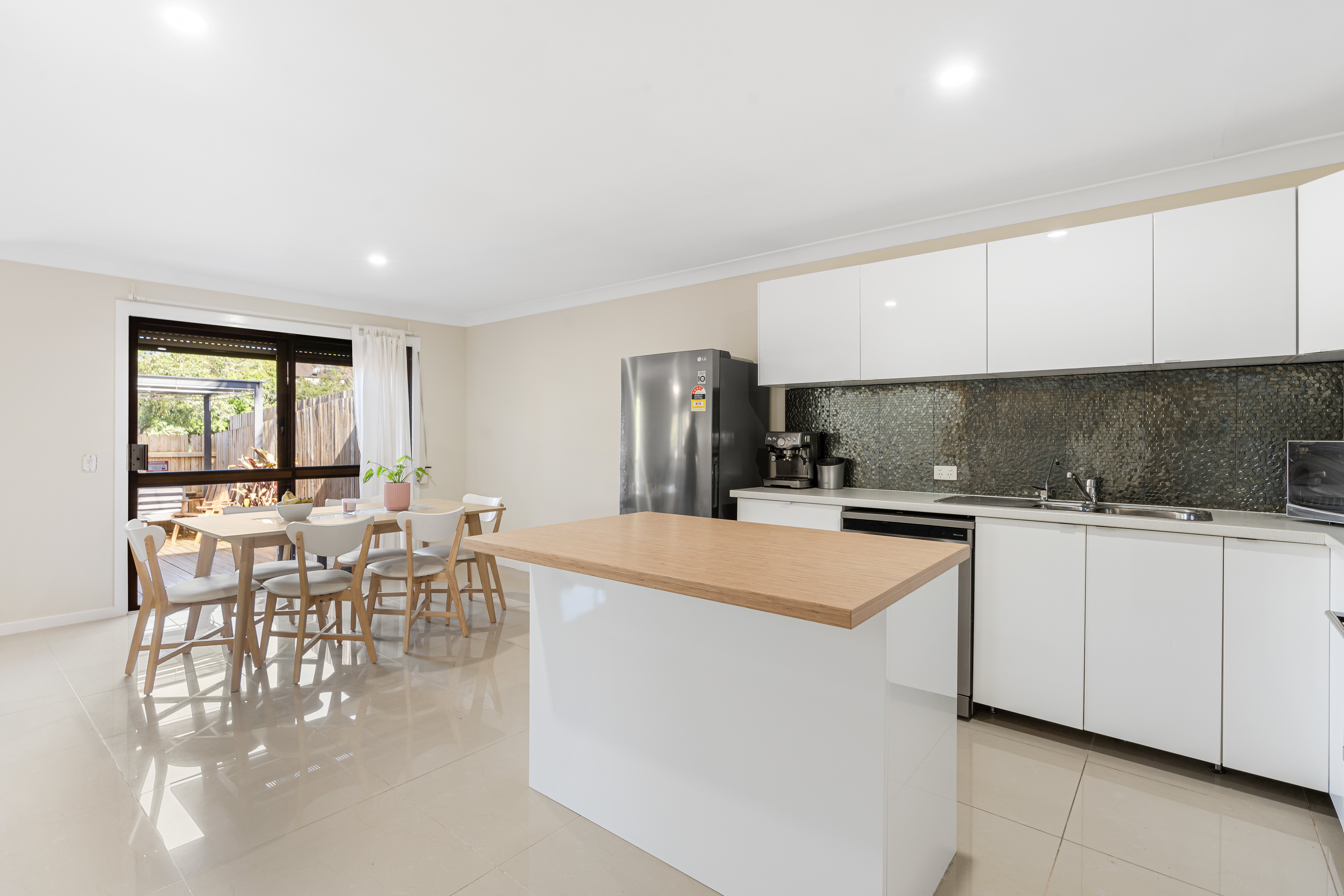 PARKRIDGE VILLAS 1 PARKRIDGE DR, MOLENDINAR QLD 4214, 0 Kuwarto, 0 Banyo, Townhouse