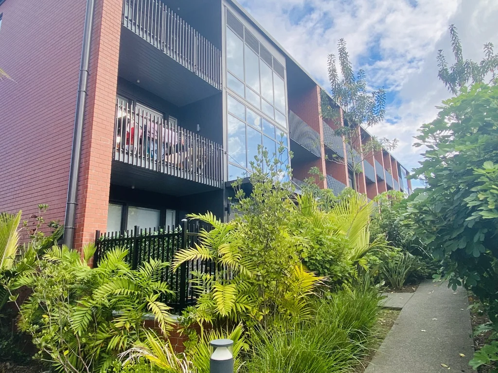 2 bedroom apartment