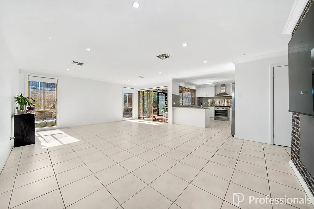 51 Cathedral Avenue, Minto, NSW 2566