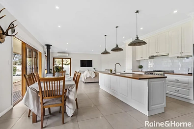 11 Mcrae Court, Strathalbyn, SA 5255, 3 slaapkamers, 2 badkamers, House