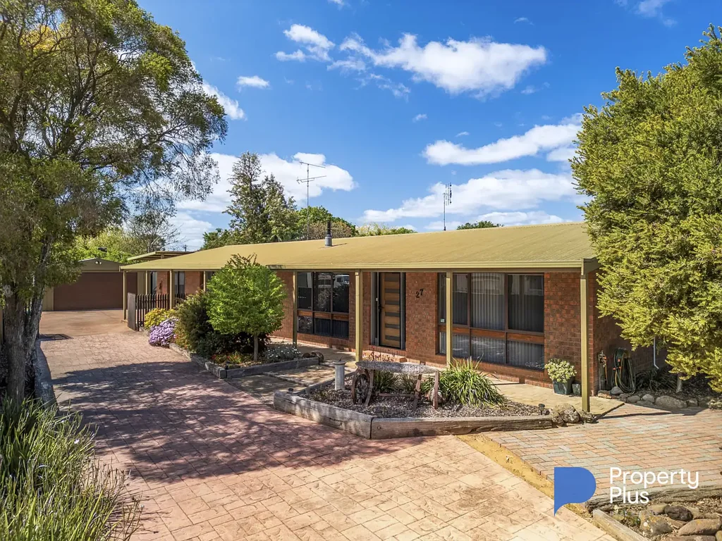 27 Edward Street, Rochester, VIC 3561