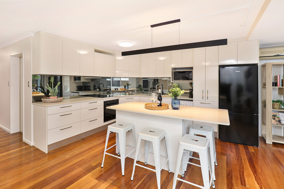 KALINDA TERRACES UNIT 2 4 KALINDA AV, MOOLOOLABA QLD 4557, 0部屋, 0バスルーム, Townhouse