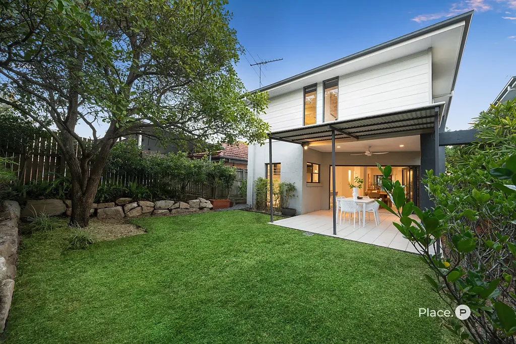 Holland Park 4房 Cavendish Rd State School 学区内的家庭生活 Family Living in Cavendish Rd State School Catchment