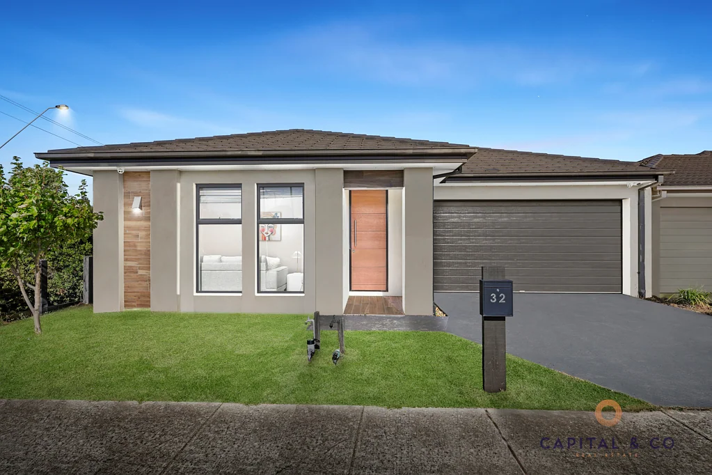 32 Loudon Circuit, Craigieburn, VIC 3064