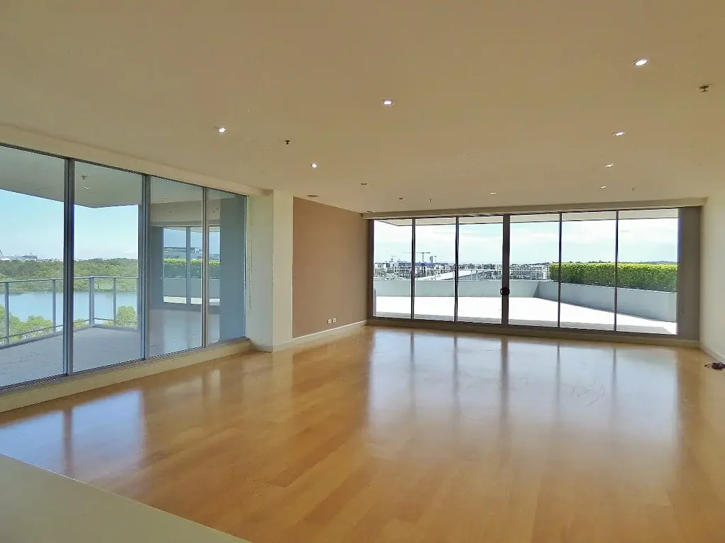 What a view, internal area 339 sqm