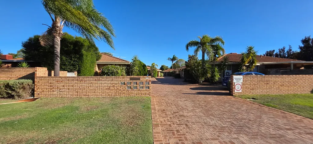 5/8 Hovea Court, Morley, WA 6062