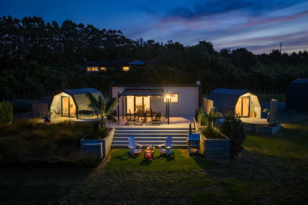 Kaiwaka 2침실 Pods, Palms & Outdoor Calms