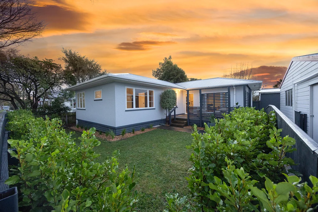 Feilding 3 Slaapkamer Affordable & Immaculate – Walk to Leading Schools