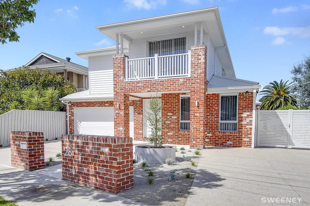 Altona 6ਬੈੱਡਰੂਮ A Landmark of Luxury Family Living