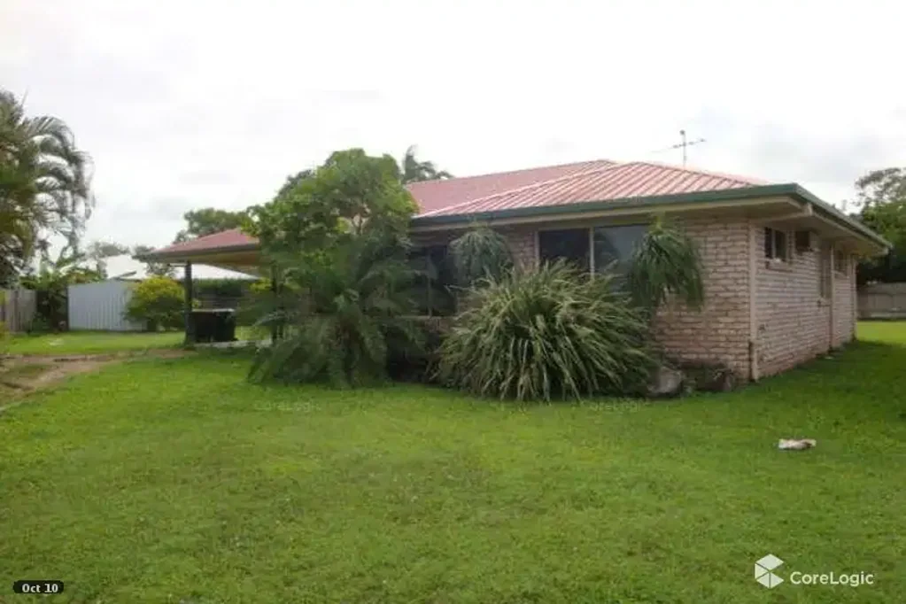 This home is situated in a quite cul-d-sac in a sort after area.