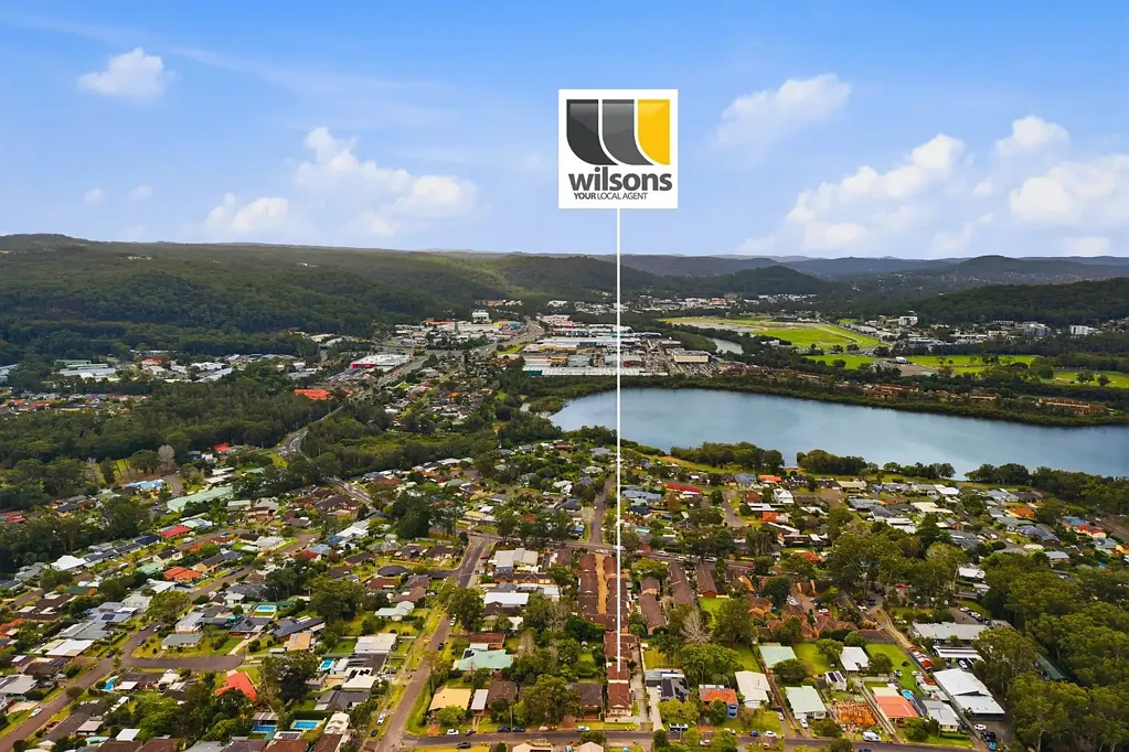 Point Clare 2房  Boutique Villa Living in a Quiet & Sunny Point Clare Setting