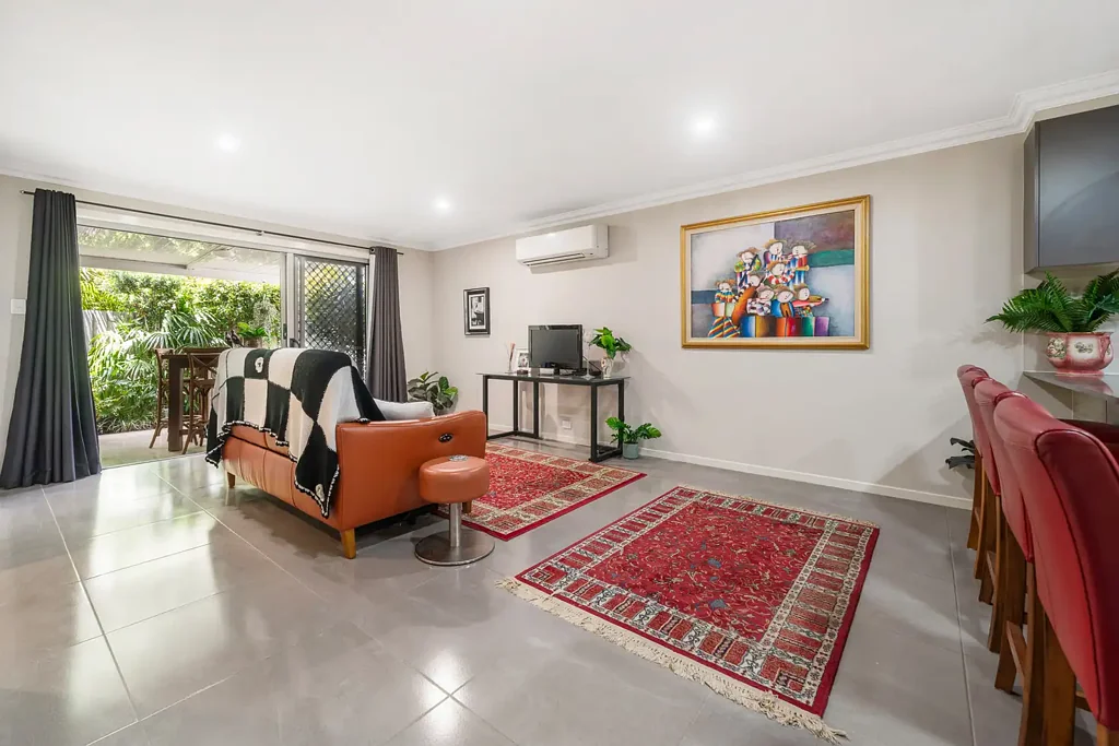 South Toowoomba 2Kwarto Stylish, Modern Living in a Premium Southside Location