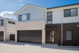 UNIT 13 235 WARNERS BAY RD, Mount Hutton