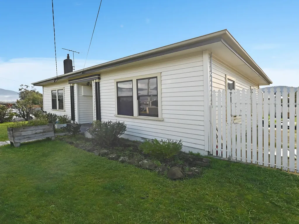 Glenorchy 3Zimmer Renovated Home with Future Potential