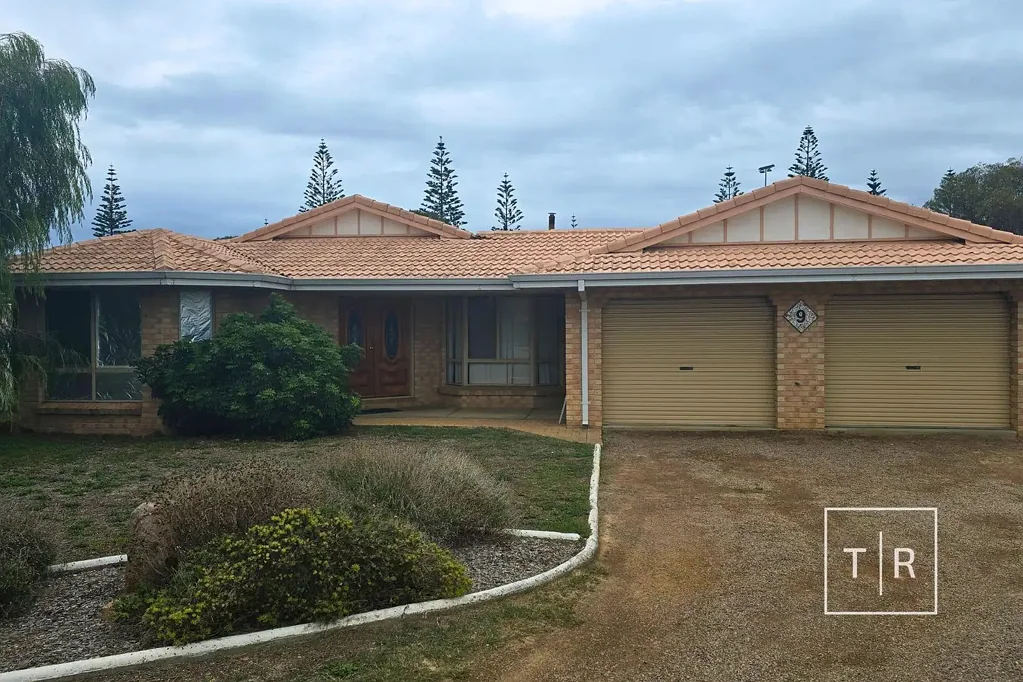 Esperance 5 Bedroom MAKE THE MOST OF A CENTRAL LOCATION