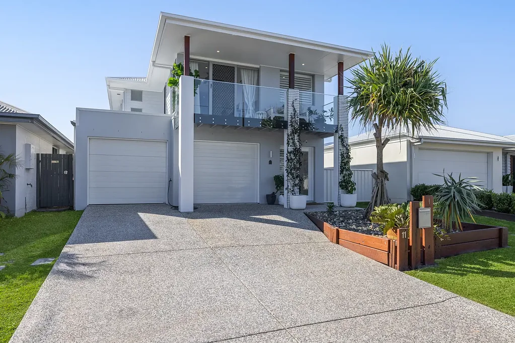 Mountain Creek 4ਬੈੱਡਰੂਮ Hamptons Style Elegance Meets Brightwater Living