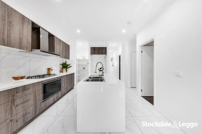 20 Modern Crescent, Tarneit, VIC 3029, 4房, 3浴, House