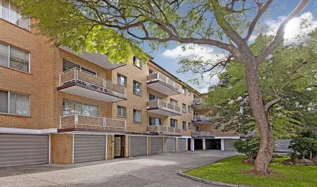Bright & Spacious Two-Bedroom Unit