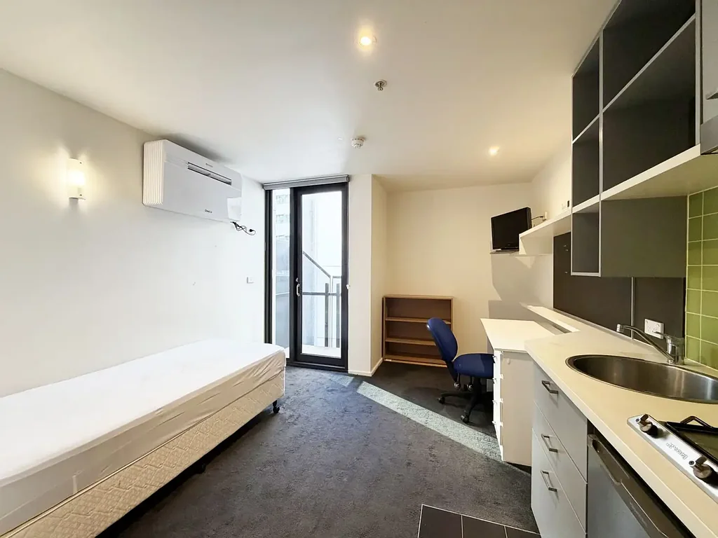 CONVENIENT STUDENT ACCOMODATION
