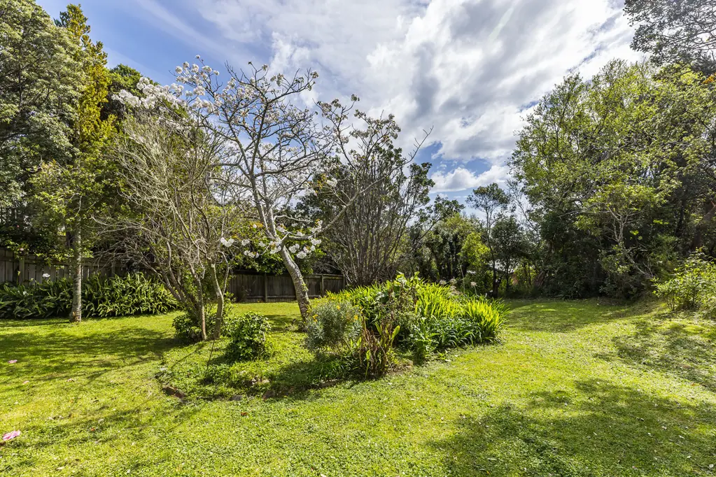 Paremata SECURE YOUR SPOT ON KAHU ROAD