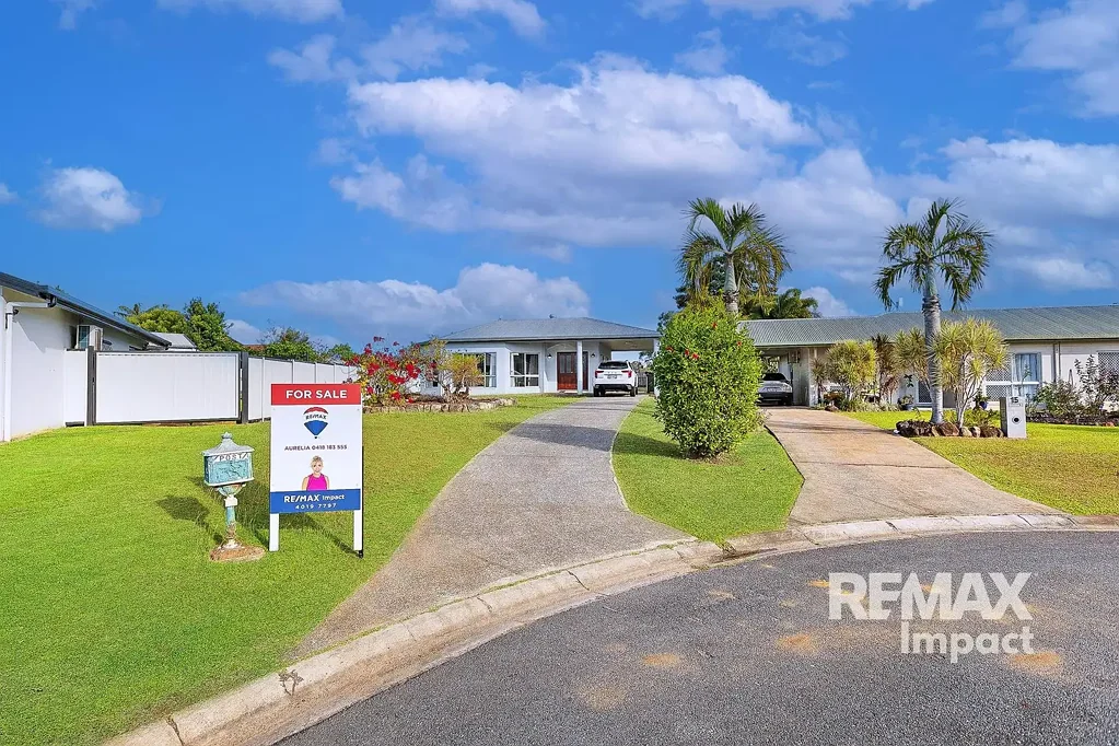 13 Mountain View Close, Mareeba, QLD 4880