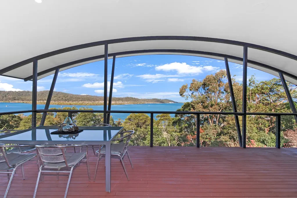 Russell Island 2 Bedroom Modern Beach House with Uninterrupted Water Views