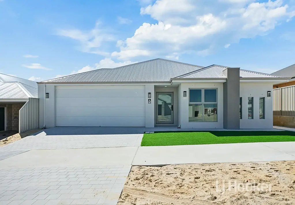 4 Bedroom Home with Multiple Living Areas