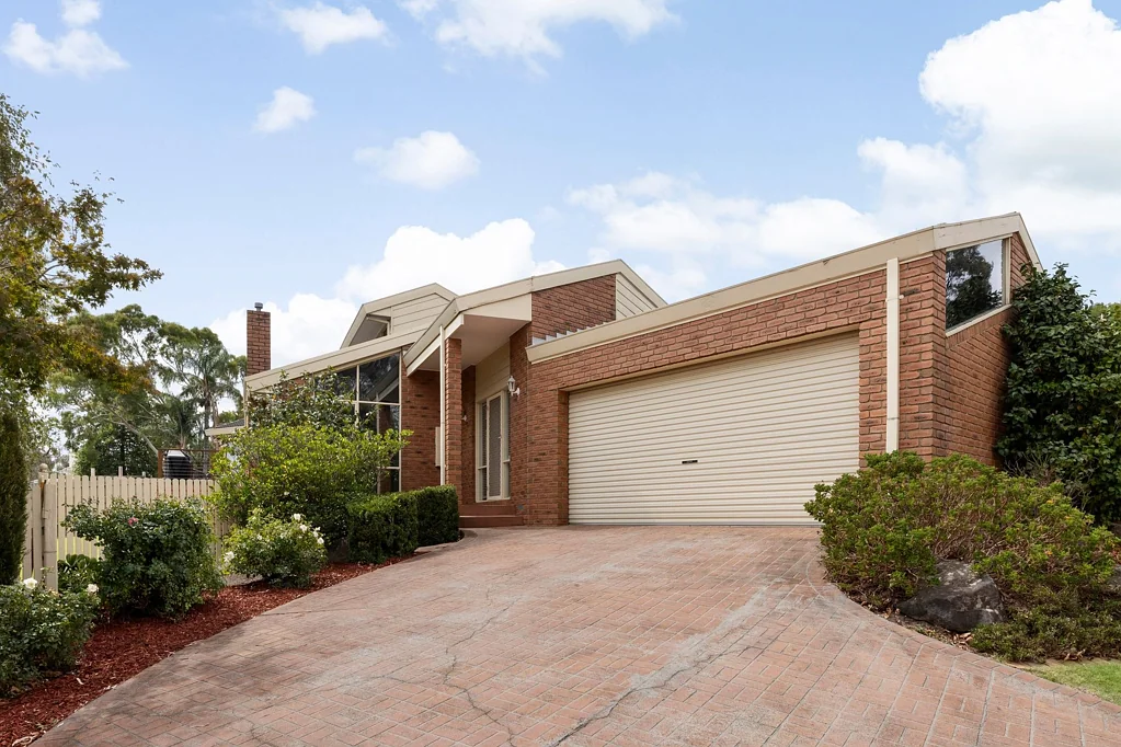 8 Vista Court, Berwick, VIC 3806