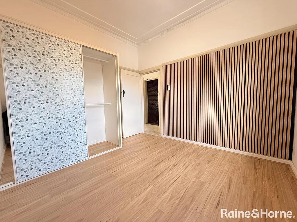 Conveniently located 2 Bedroom Unit with Lock-up Garage in Burwood