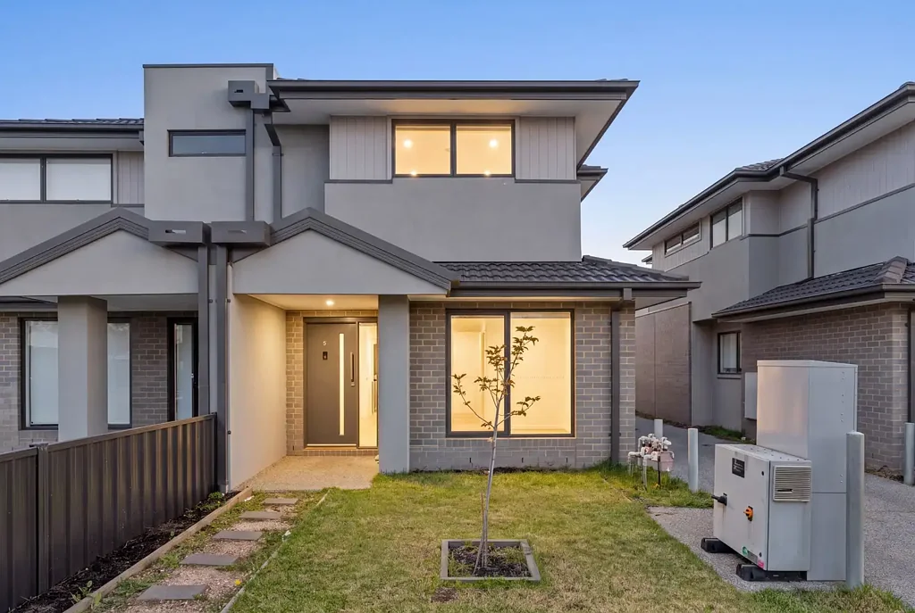 Braybrook 3ਬੈੱਡਰੂਮ Street Frontage. Three Bedrooms. Inner West Convenience.