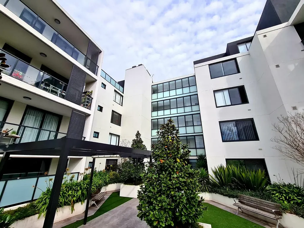 Two bedroom apartment in the Heart of Strathfield